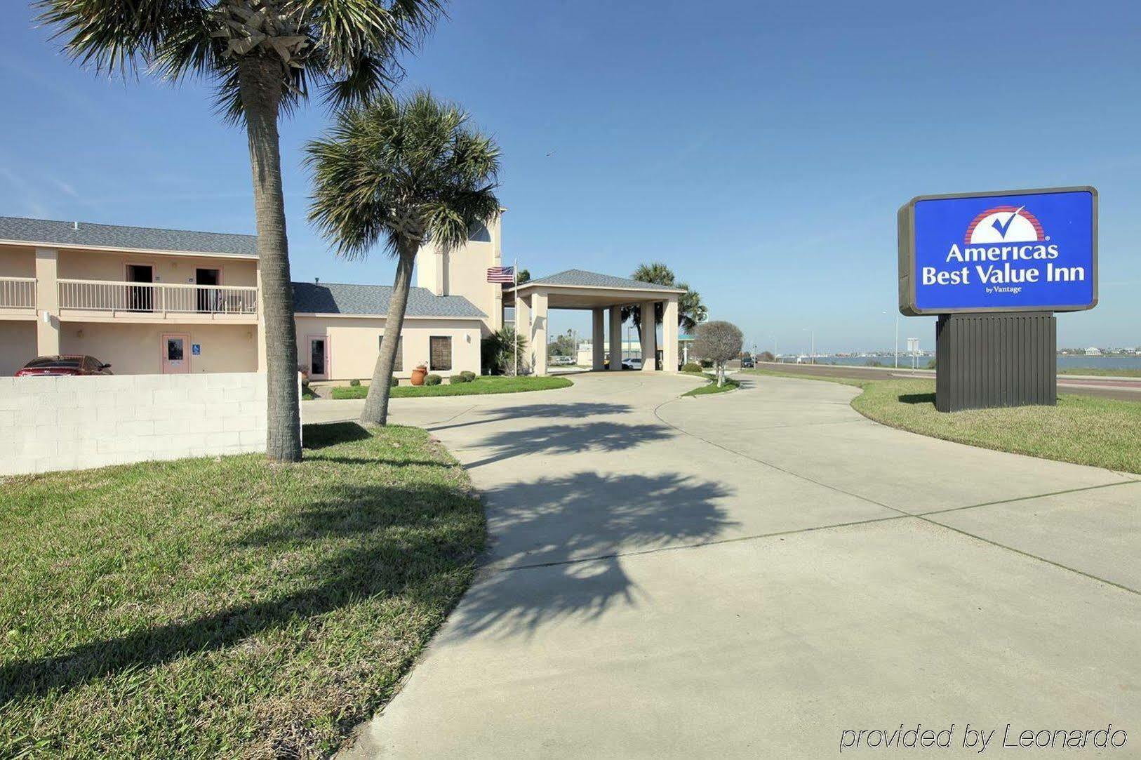 Days Inn By Wyndham Rockport Texas Dış mekan fotoğraf